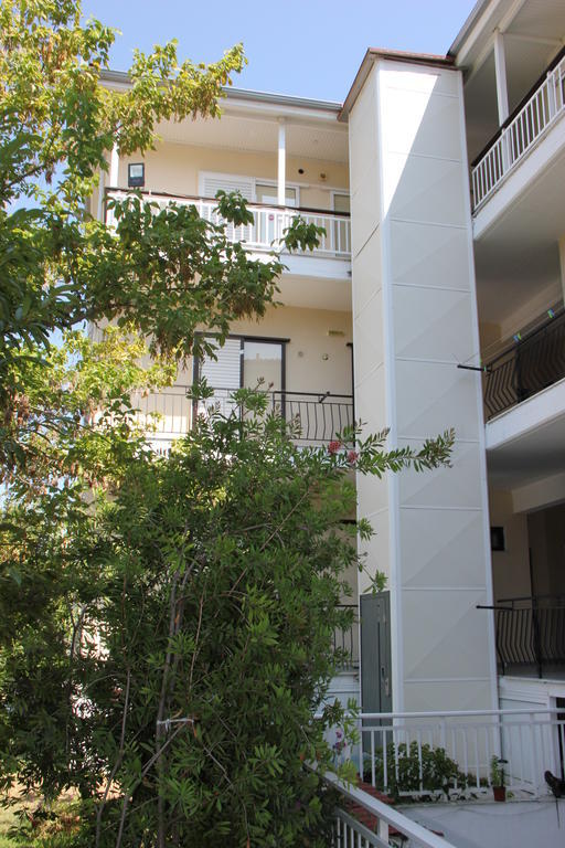 Paralía Skotínis Hotel Geromichalos المظهر الخارجي الصورة